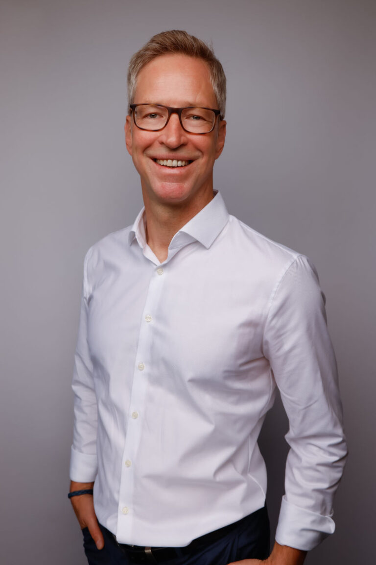 Christopher Grau
